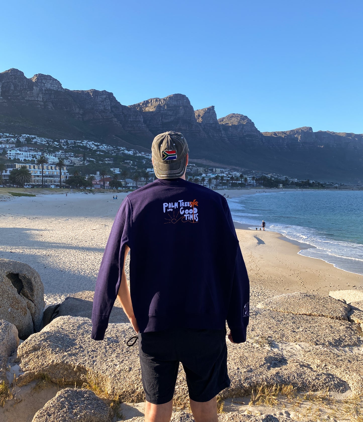 Palm Trees and Good Time Sweatshirt | personalisiert mit deinen Koordinaten